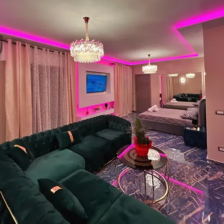 Mirror Luxury מונטה קטיני טרמה