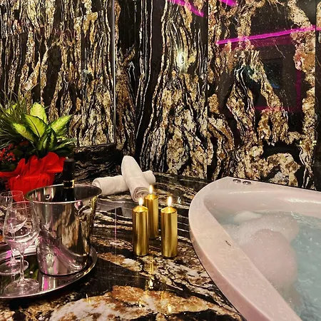 Lejlighed Mirror Luxury *