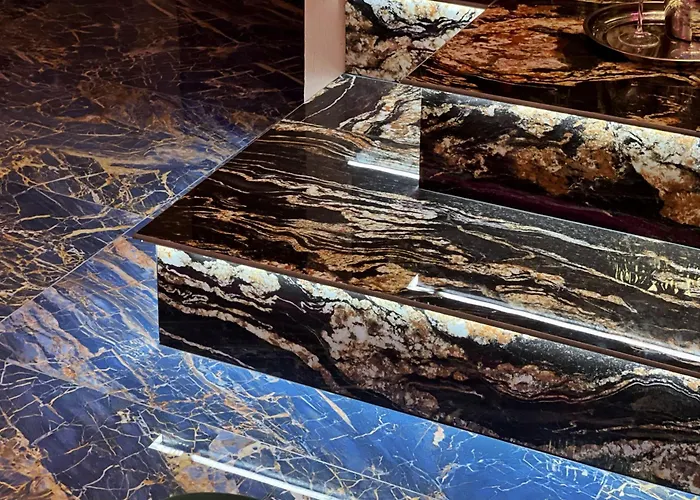 아파트 Mirror Luxury 몬테카티니테르메