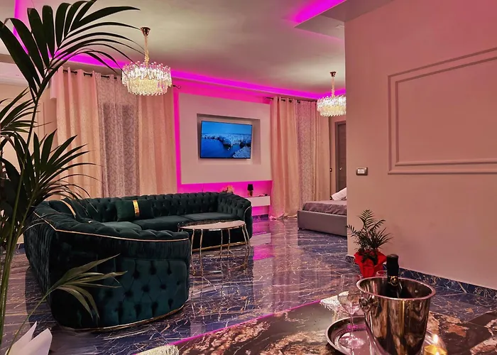 Mirror Luxury 몬테카티니테르메