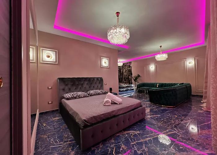 Mirror Luxury 몬테카티니테르메