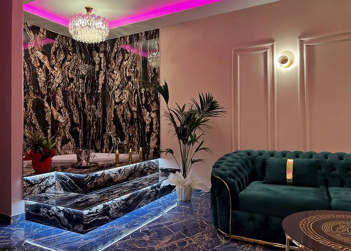 Mirror Luxury 아파트 *