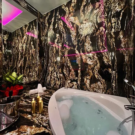 Apartment Mirror Luxury Montecatini Terme